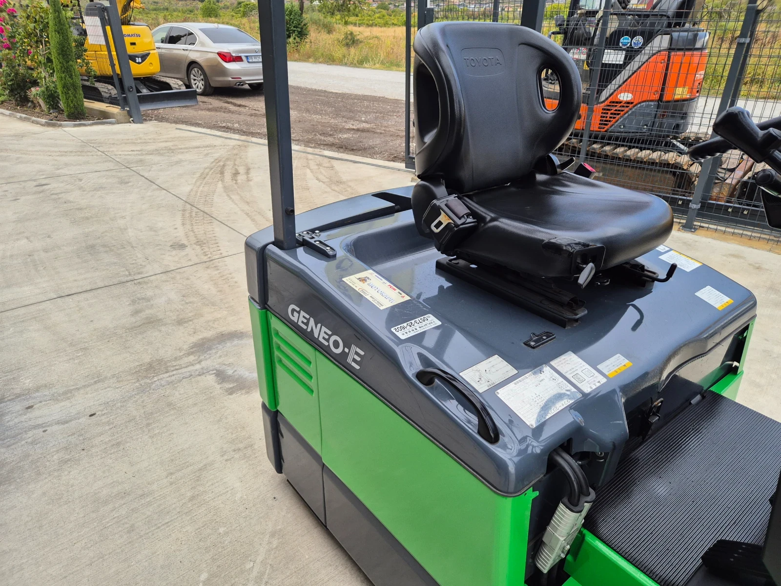  Toyota  /   100% /   ! | Mobile.bg   12