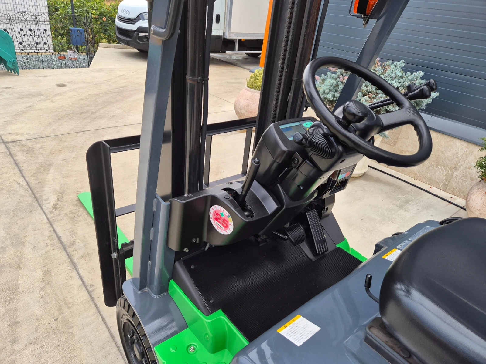  Toyota  /   100% /   ! | Mobile.bg   9