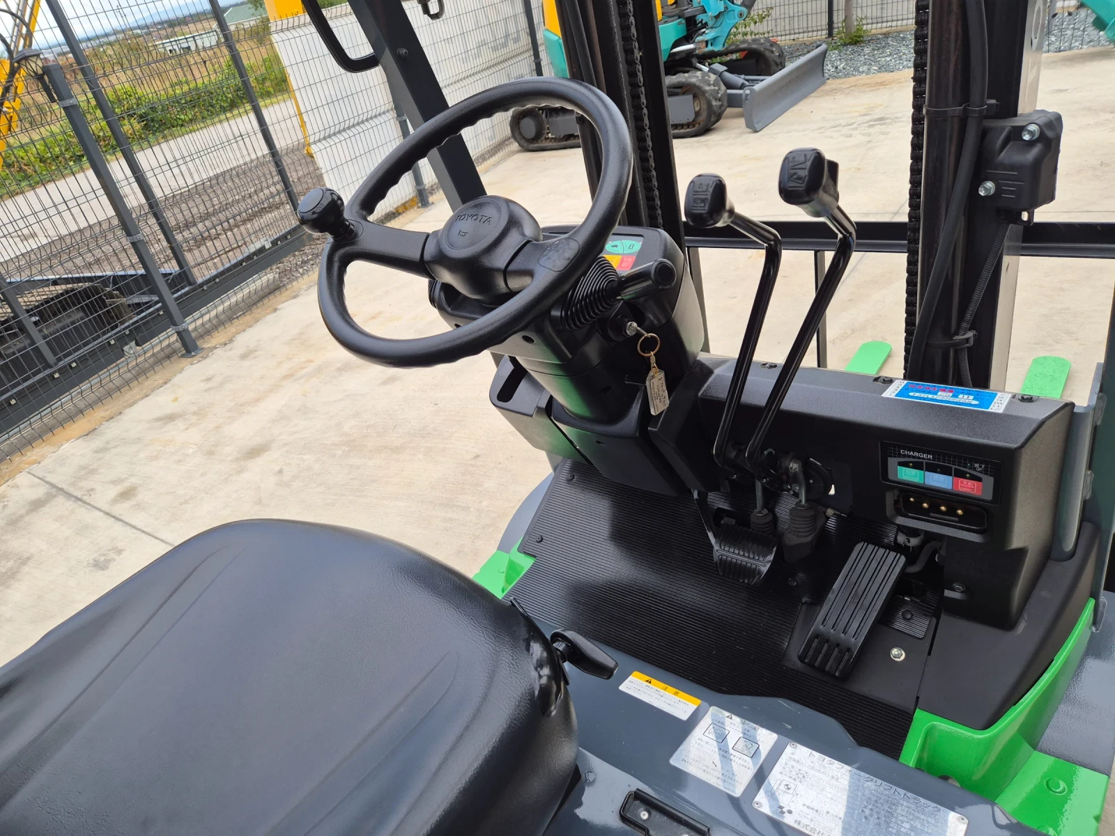  Toyota  /   100% /   ! | Mobile.bg   11