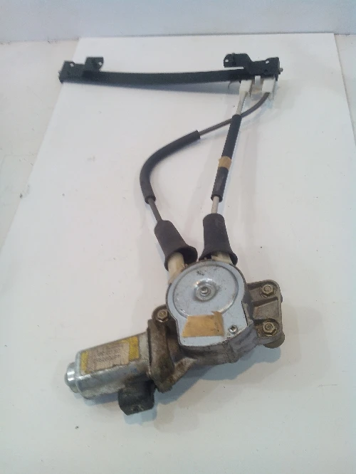 Ел.машинка стъкло задна лява Алфа Ромео 147,стъклоповдигач