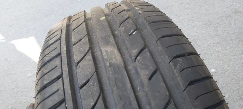 Гуми Летни 205/50R17, снимка 2 - Гуми и джанти - 33033897