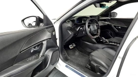 Peugeot 2008 1.5* BlueHDi* GT-LINE* DISTRONIC* КАМЕРА* , снимка 8