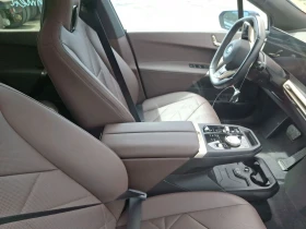 BMW iX Xdrive50, снимка 10