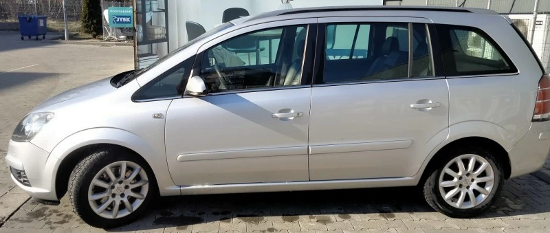 Opel Zafira B 1.9 CDTI 150 кс, снимка 4 - Автомобили и джипове - 47340003