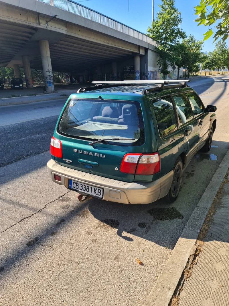 Subaru Forester 2, 0 125к.с. газ автомат , снимка 3 - Автомобили и джипове - 47941097