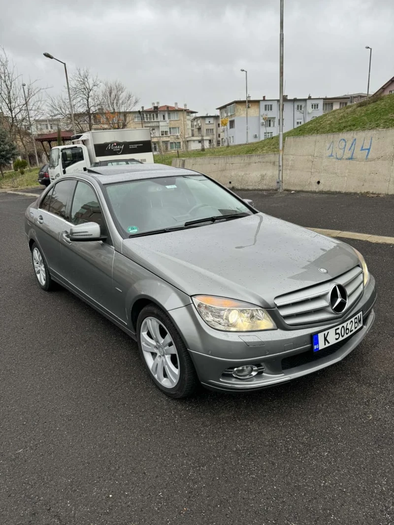 Mercedes-Benz C 300 4matic, снимка 2 - Автомобили и джипове - 47778952