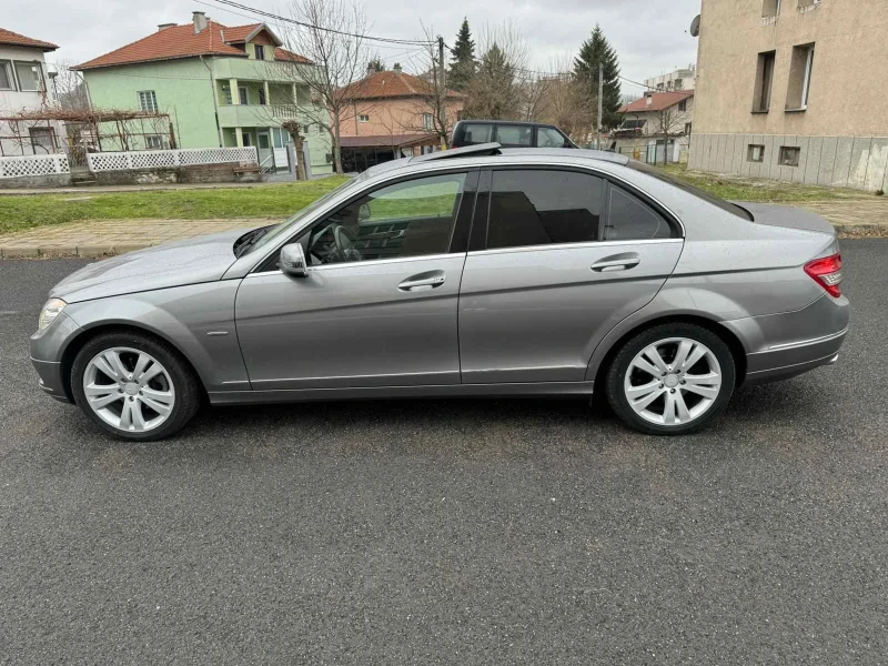 Mercedes-Benz C 300 4matic, снимка 7 - Автомобили и джипове - 47778952