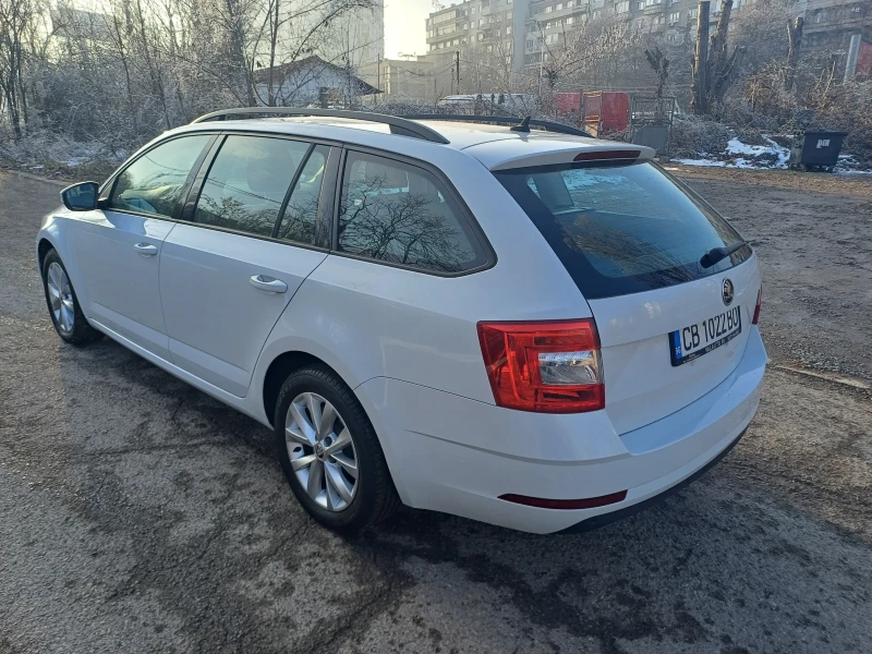 Skoda Octavia 1.6 Tdi, снимка 7 - Автомобили и джипове - 48522226