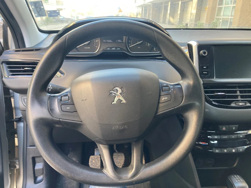 Peugeot 208, снимка 8 - Автомобили и джипове - 48805302