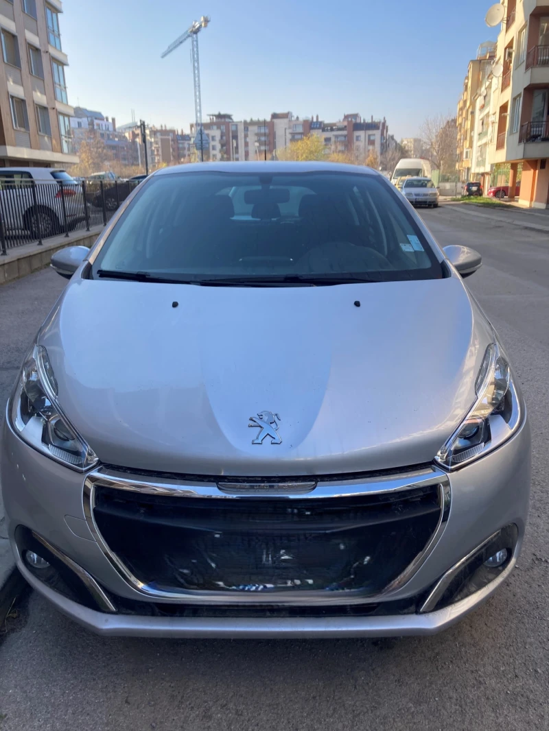 Peugeot 208, снимка 1 - Автомобили и джипове - 48805302