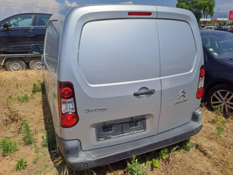 Citroen Berlingo 1.6 HDI, снимка 4 - Автомобили и джипове - 50721146