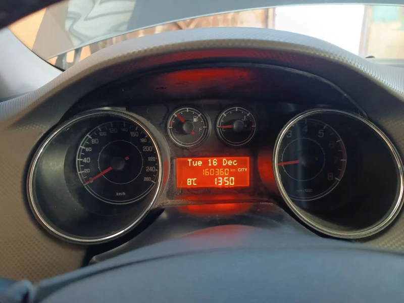 Fiat Bravo 1.4 Италия 6 скорости, снимка 16 - Автомобили и джипове - 52825195