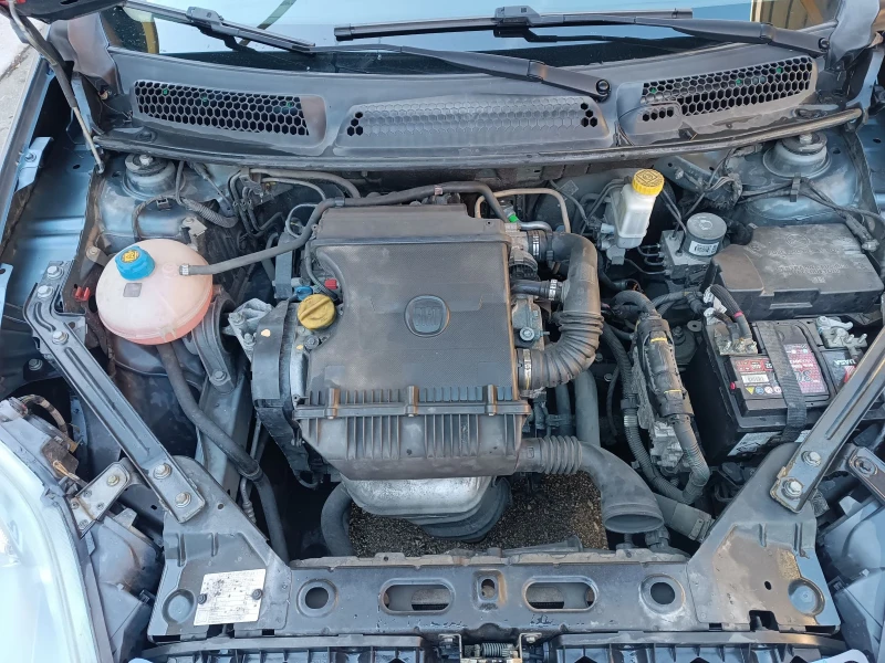 Fiat Bravo 1.4 Италия 6 скорости, снимка 15 - Автомобили и джипове - 52825195