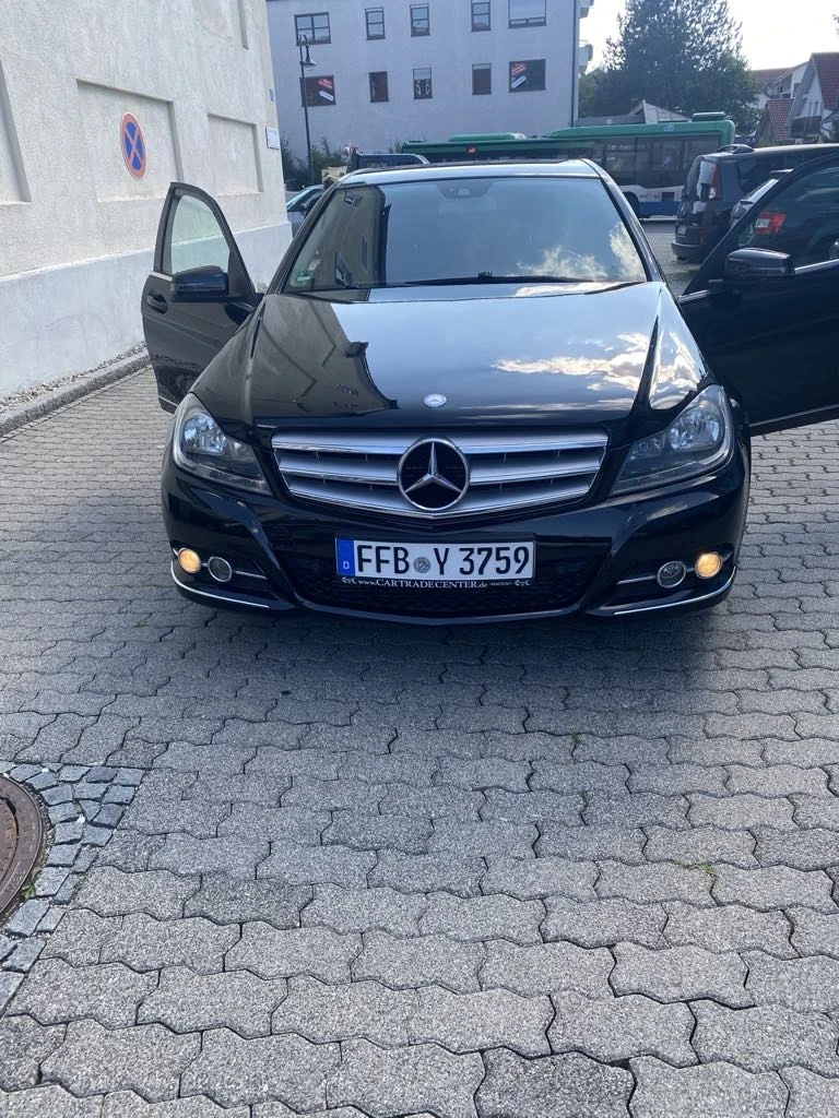 Mercedes-Benz C 250, снимка 11 - Автомобили и джипове - 47430776