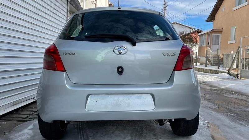 Toyota Yaris 1.4 D-4D, снимка 2 - Автомобили и джипове - 48714093