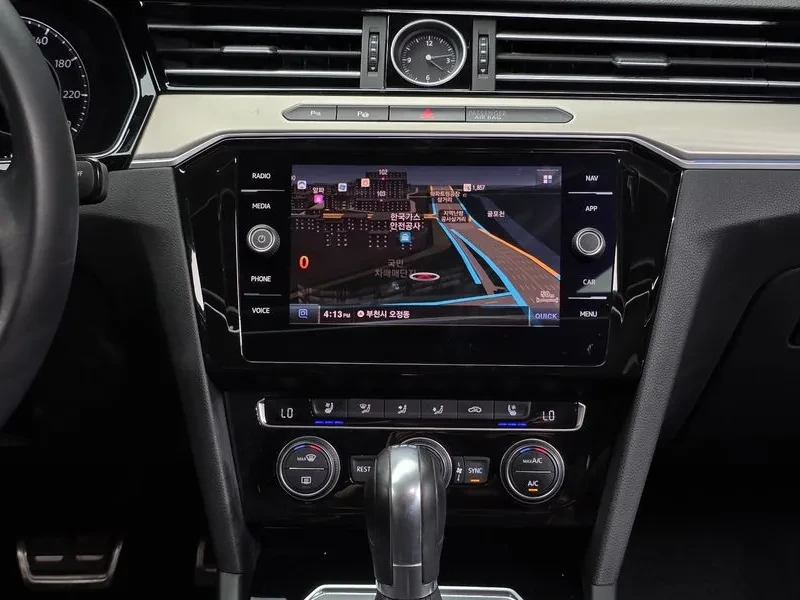 VW Arteon 2.0 Tdi Premium, снимка 14 - Автомобили и джипове - 56371471