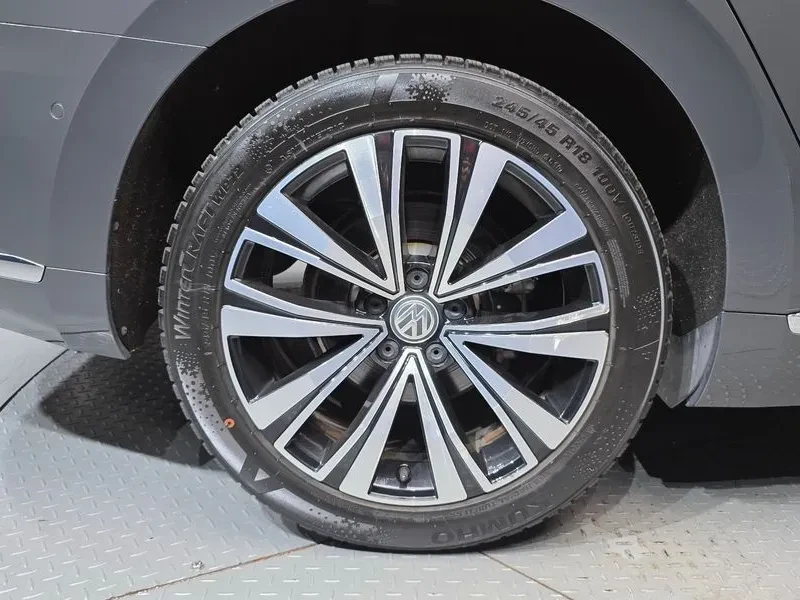 VW Arteon 2.0 Tdi Premium, снимка 5 - Автомобили и джипове - 56371471
