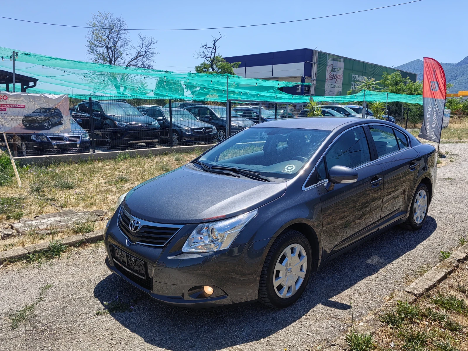 Toyota Avensis 2.0td 129ps, снимка 1