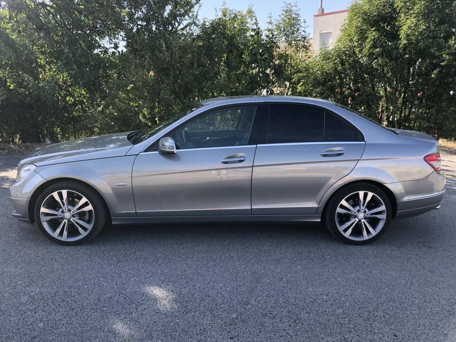 Mercedes-Benz C 300 4matic - изображение 8