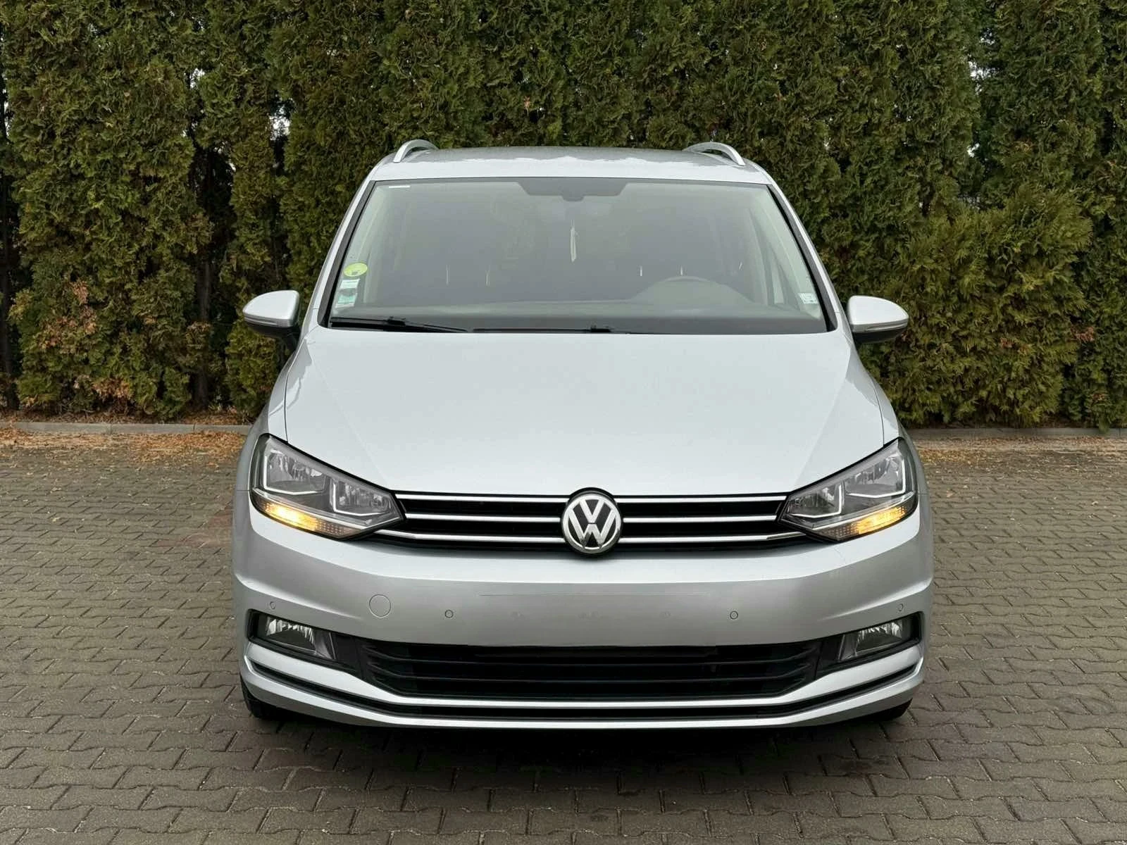 VW Touran 2.0TDI-DSG6 - изображение 3