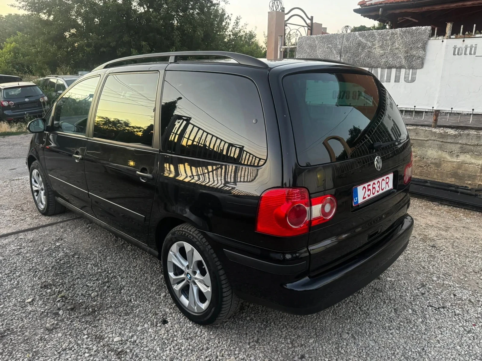 VW Sharan 1.9 TDI Germany - изображение 2