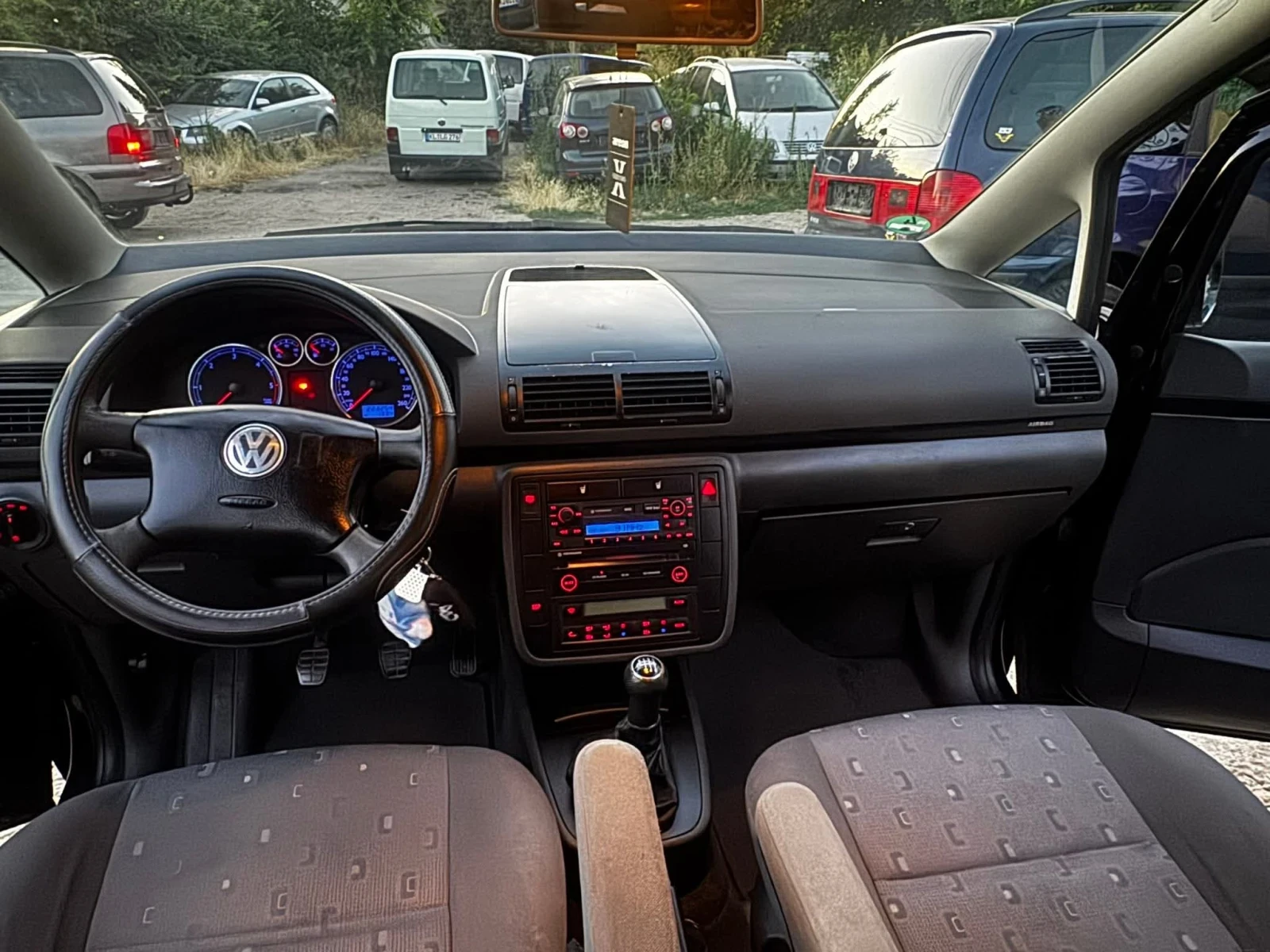 VW Sharan 1.9 TDI Germany - изображение 8
