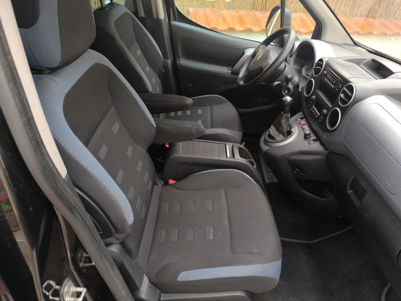 Citroen Berlingo 1.6 xtr - изображение 8