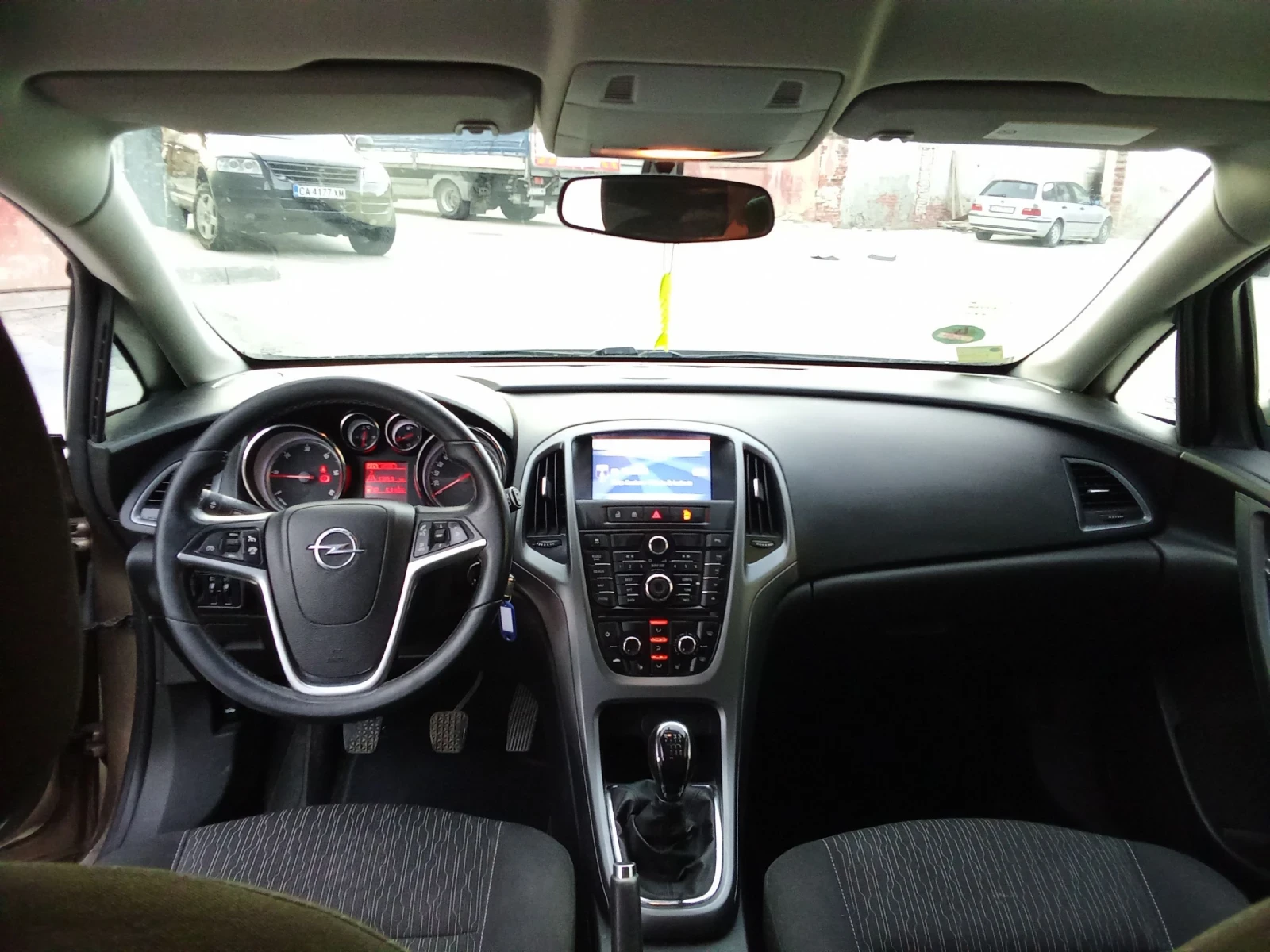 Opel Astra 1.7 d 110k.s. - изображение 10