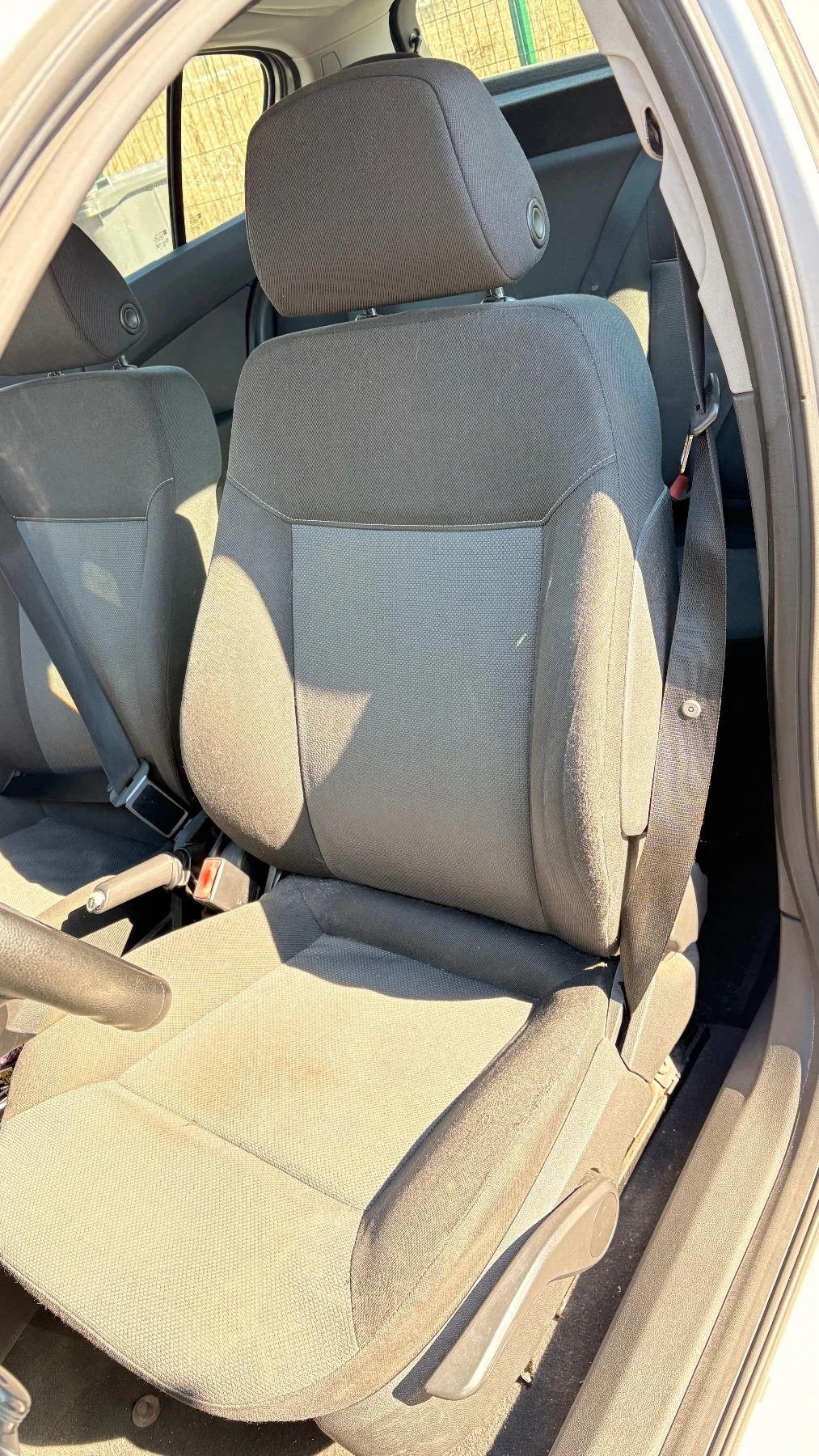 Opel Astra 1.3 cdti 90кс, снимка 10 - Автомобили и джипове - 53645835