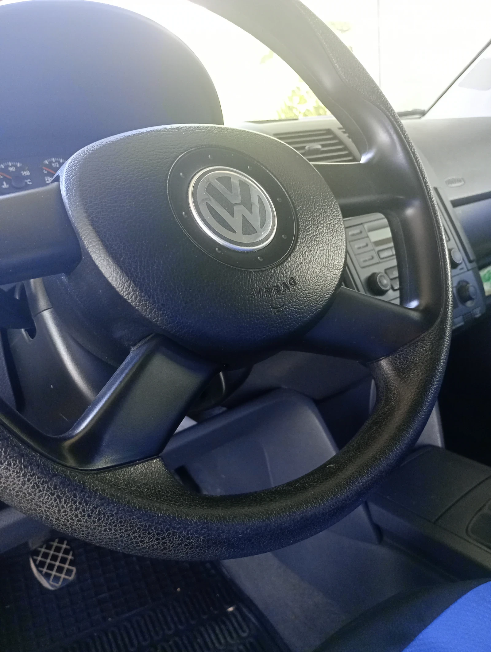 VW Polo 1.2 бензин , снимка 8 - Автомобили и джипове - 53890619