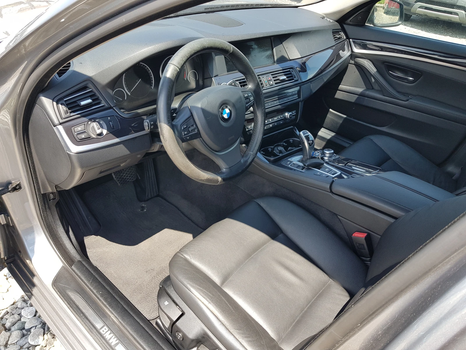 BMW 525 D XDRIVE, снимка 9 - Автомобили и джипове - 54563698