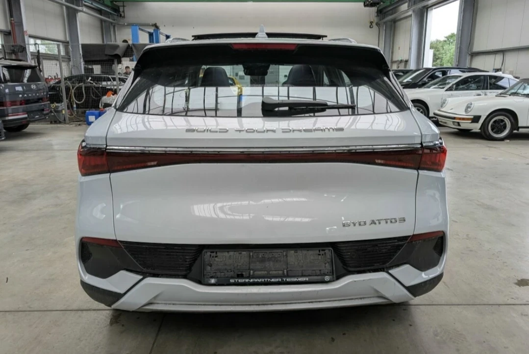 BYD Atto3 Germany , снимка 4 - Автомобили и джипове - 55313141