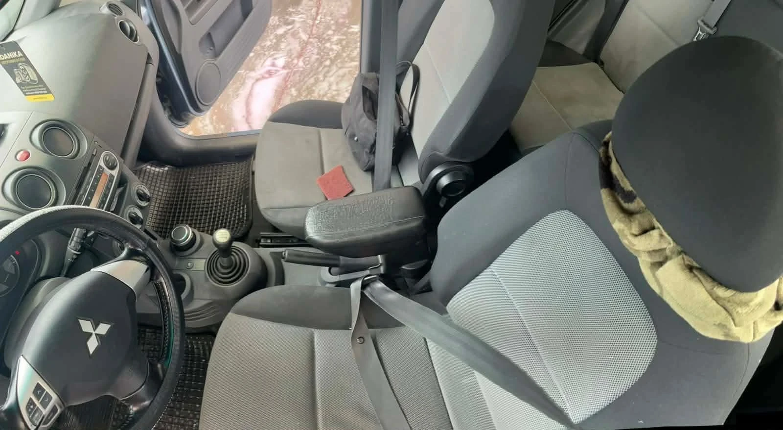 Mitsubishi Colt, снимка 2 - Автомобили и джипове - 55355313