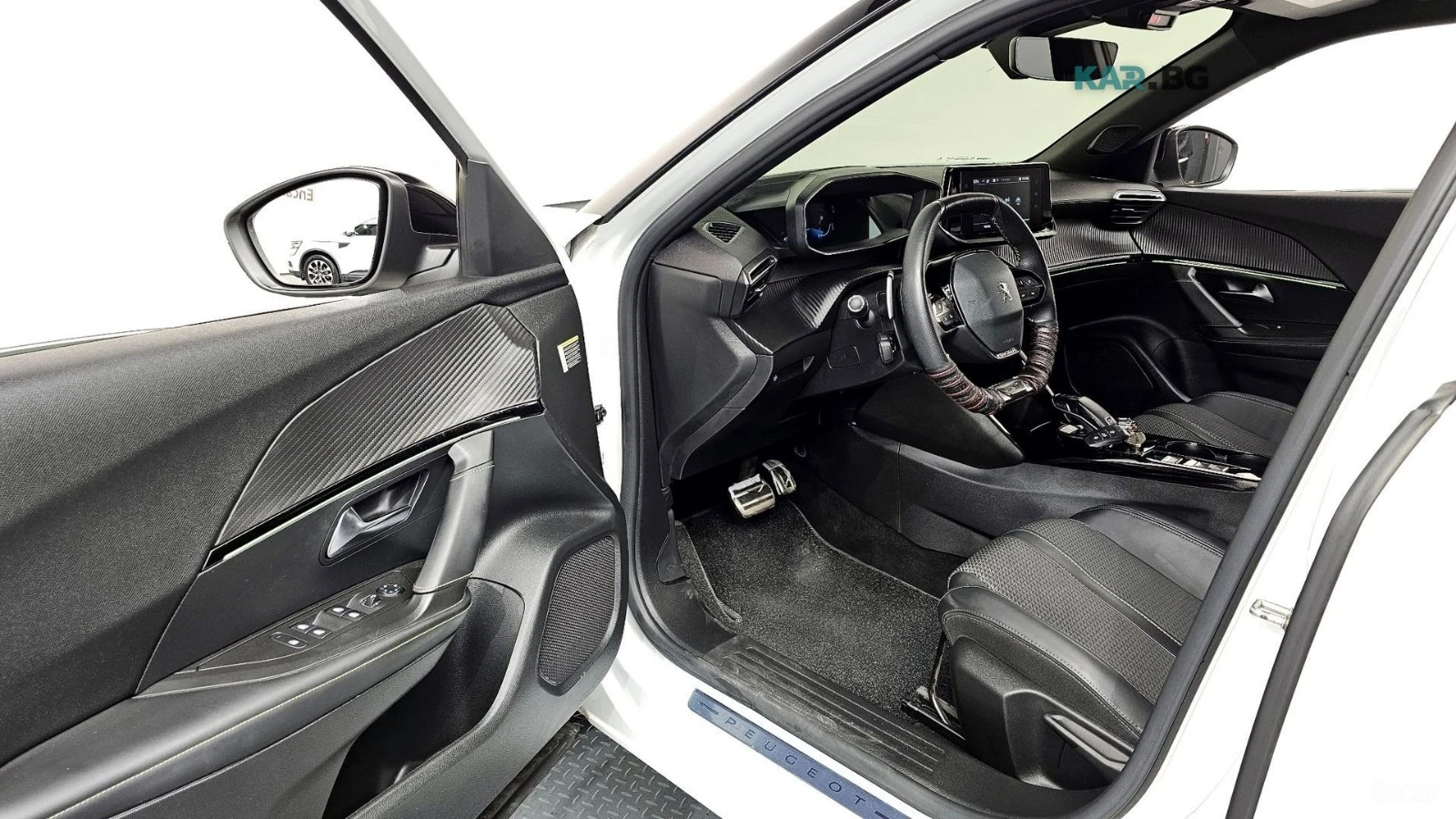 Peugeot 2008 1.5* BlueHDi* GT-LINE* DISTRONIC* КАМЕРА* , снимка 8 - Автомобили и джипове - 55360531