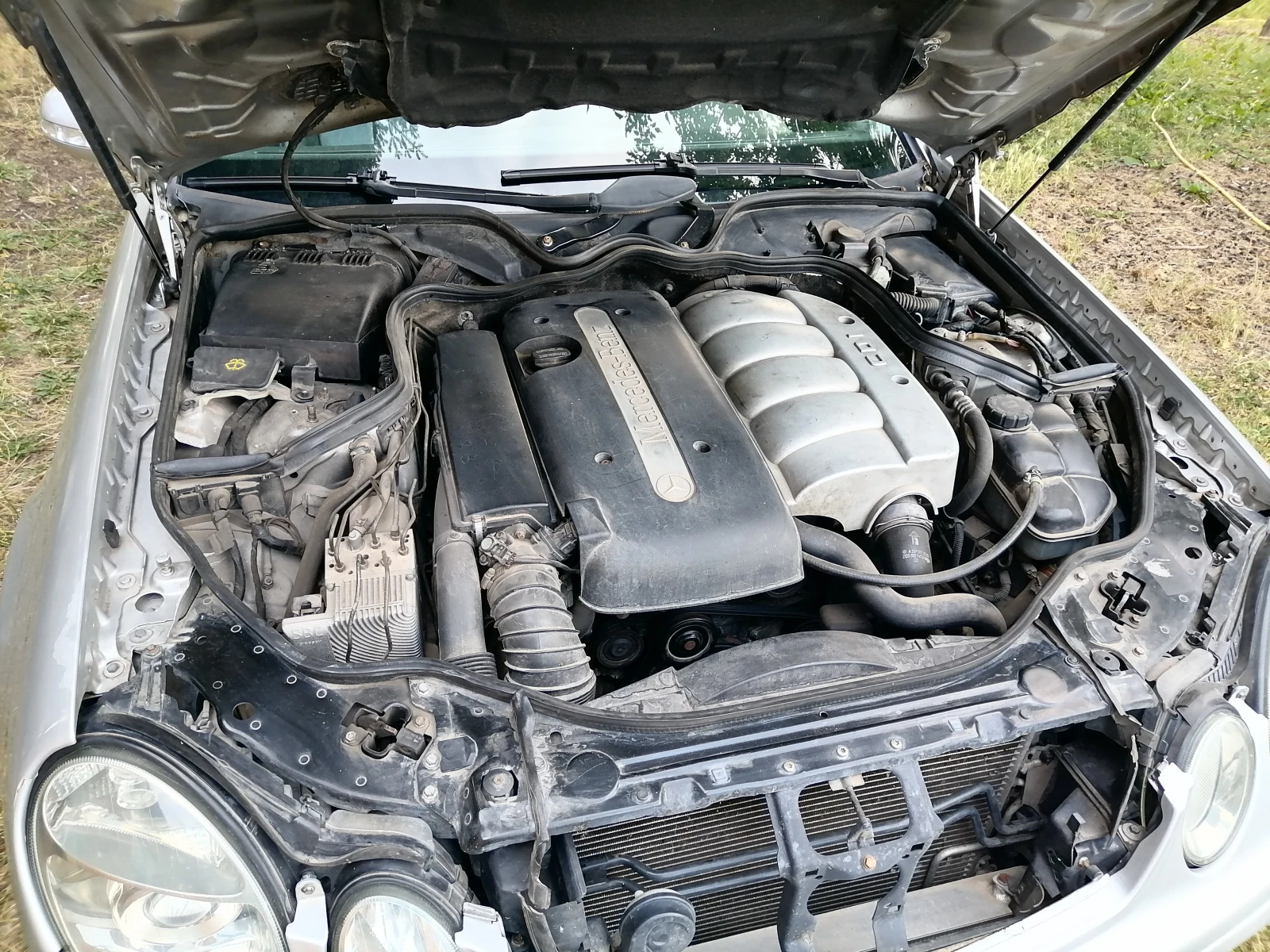 Mercedes-Benz E 220 CDI, снимка 7 - Автомобили и джипове - 55376409