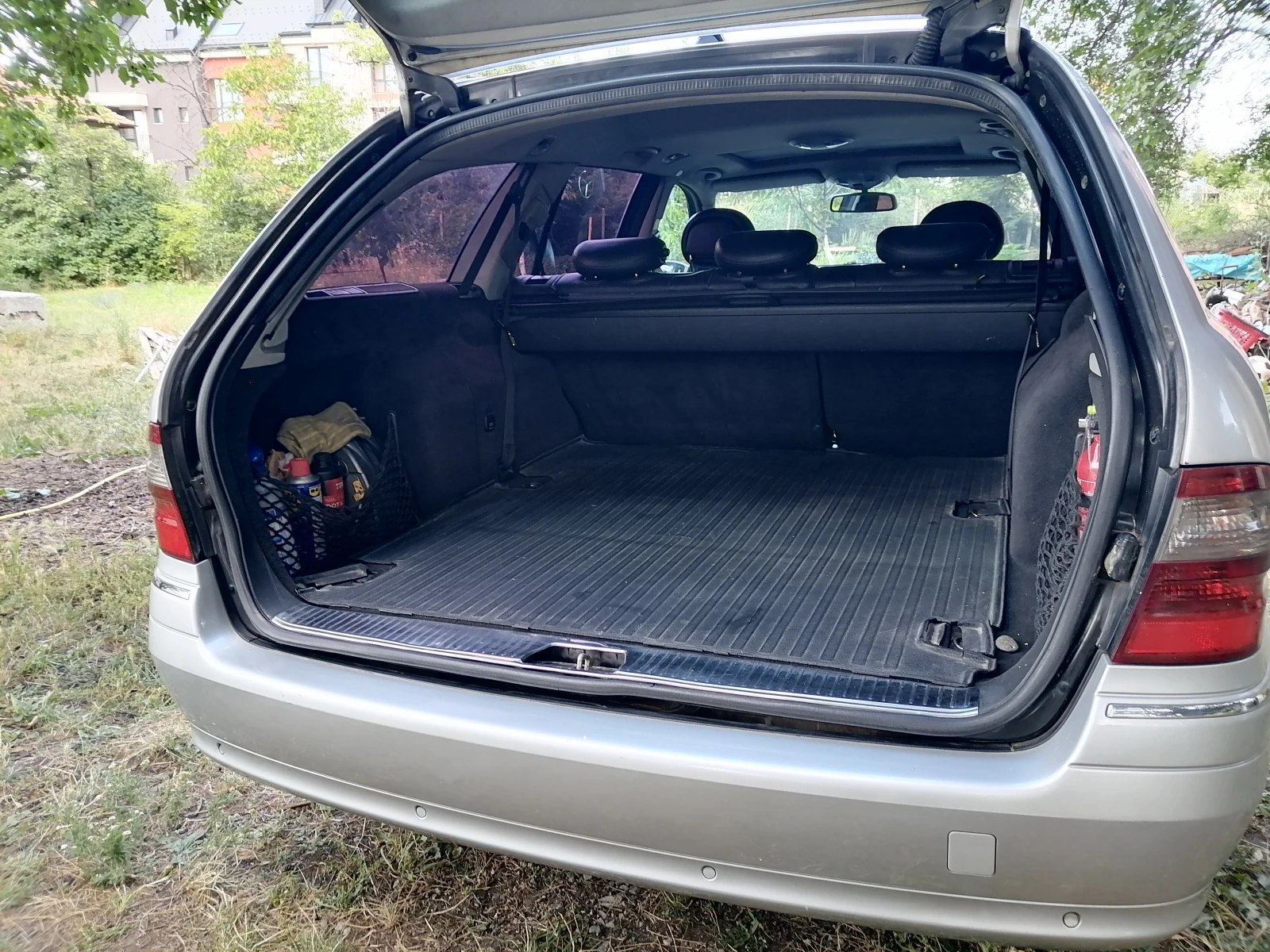 Mercedes-Benz E 220 CDI, снимка 13 - Автомобили и джипове - 55376409