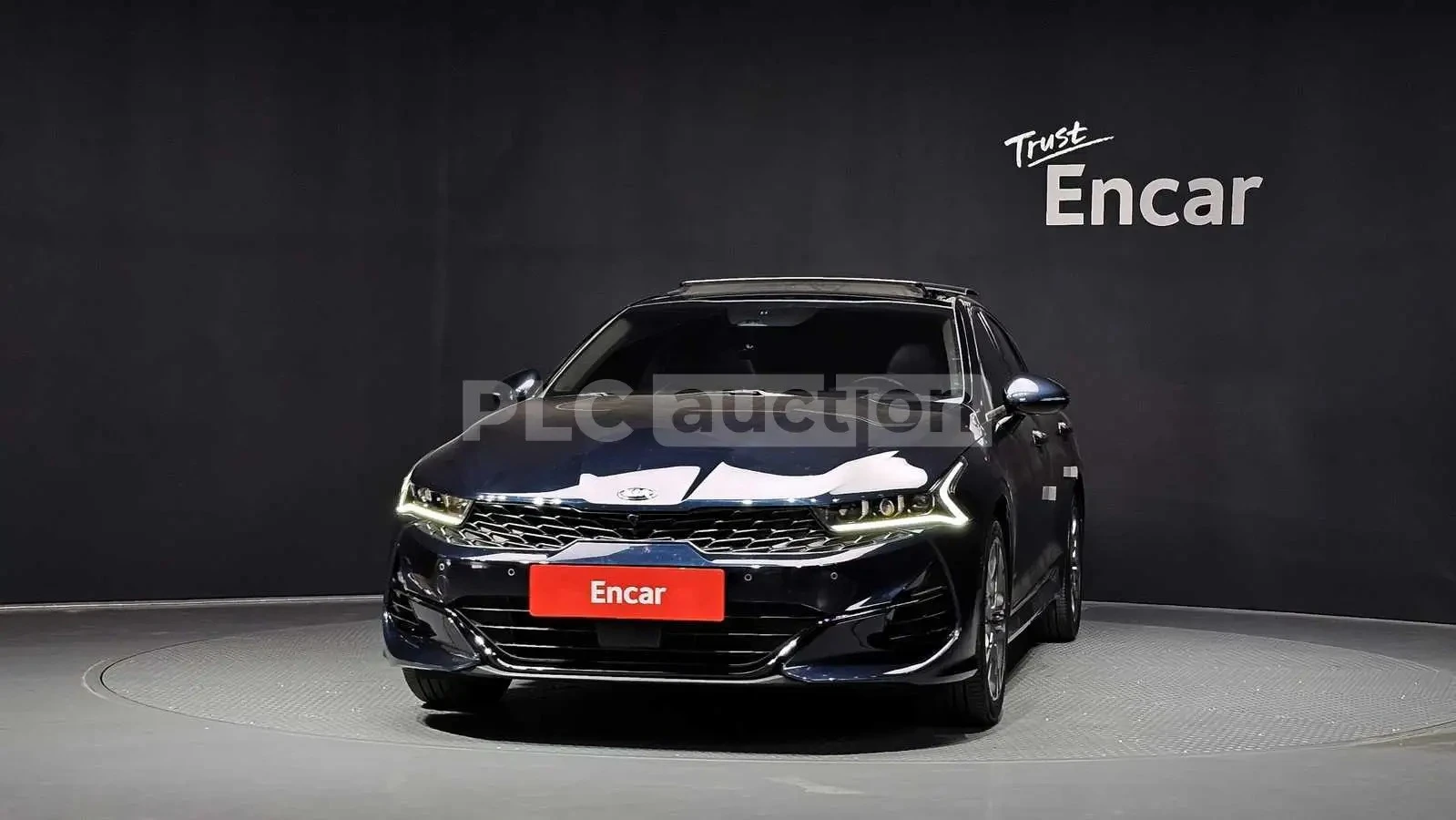 Kia K5 2.0 / ОБДУХВАНЕ / ПАНОРАМА / ДИСТРОНИК / 360      