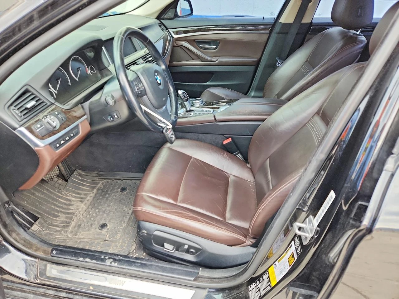 BMW 535 Diesel* X-Drive* Distronic* H/K* Цена до БГ, снимка 8 - Автомобили и джипове - 55798370