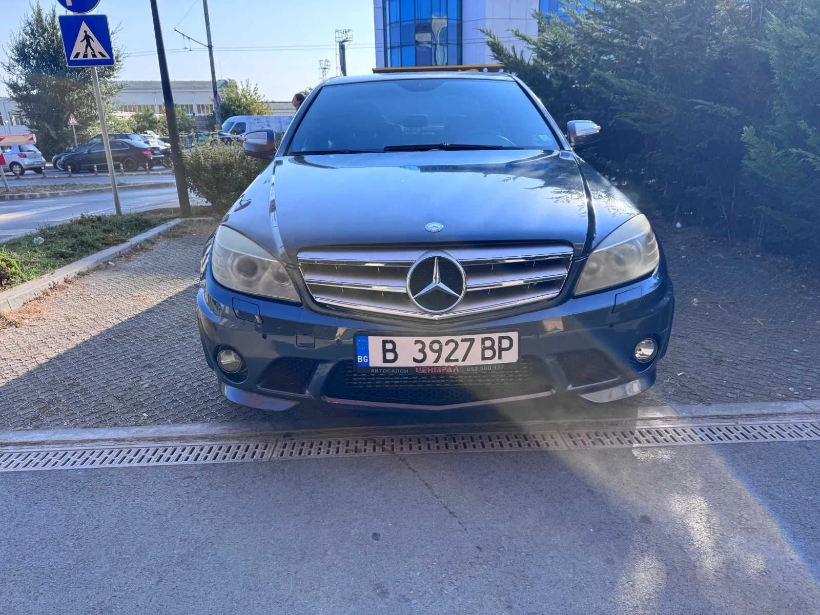 Mercedes-Benz C 220, снимка 3 - Автомобили и джипове - 55939412