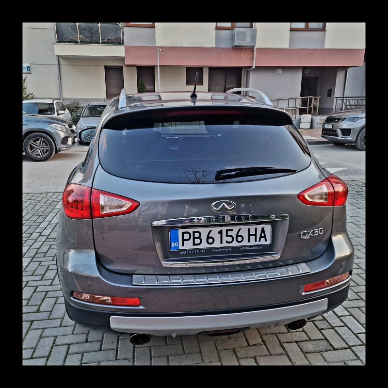 Infiniti QX50, снимка 6 - Автомобили и джипове - 47004336