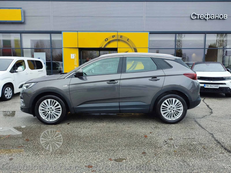 Opel Grandland X Business INNOVATION 1.5 D (130HP) MT6, снимка 4 - Автомобили и джипове - 48212072