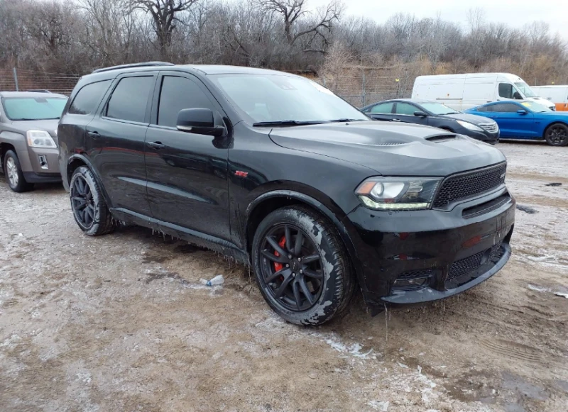 Dodge Durango SRT V8 HEMI* Обдух* Harman/Kardon* ТВ* Дистроник* , снимка 3 - Автомобили и джипове - 48745809