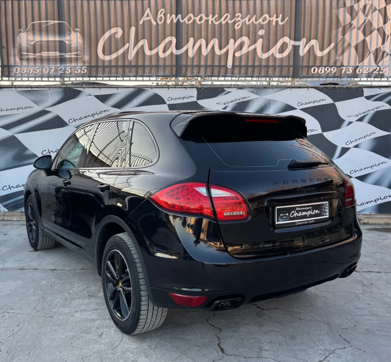 Porsche Cayenne 3.0 D, снимка 4 - Автомобили и джипове - 48749220