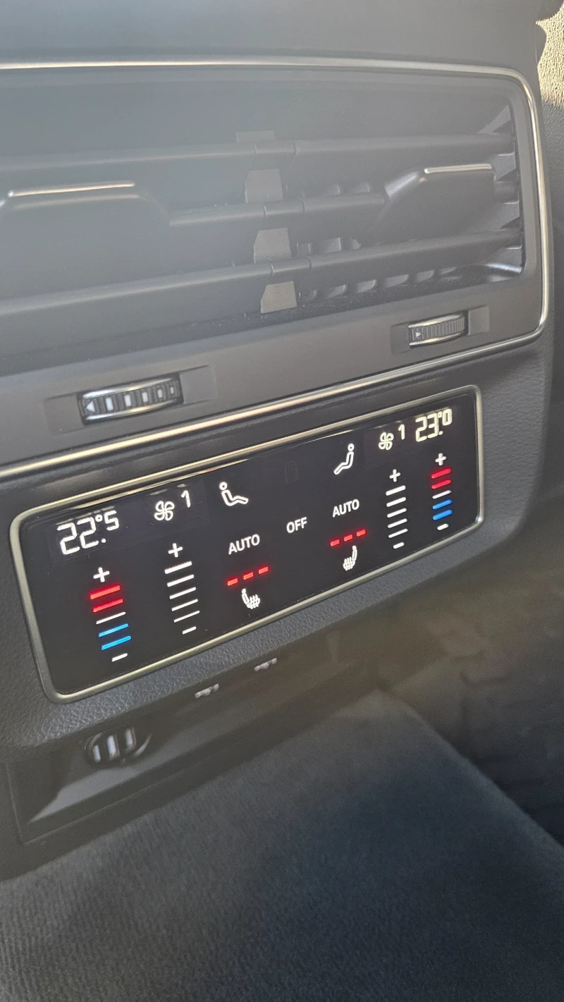 Audi SQ7 4.0 TDI V8, снимка 11 - Автомобили и джипове - 52263131