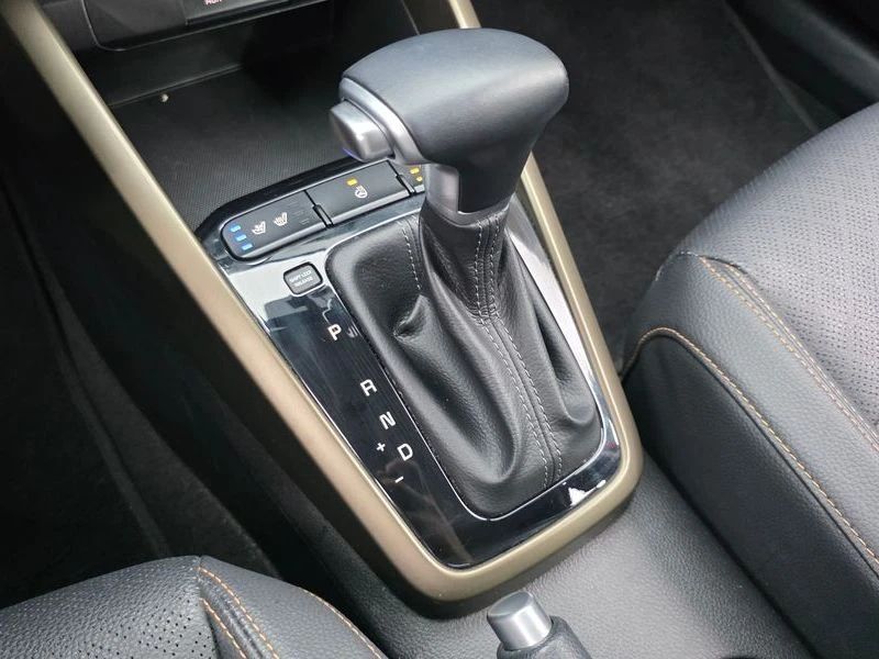 Kia Stonic 1.4| 100к.с.| ВКЛ.ТЕХНОТЕСТ, снимка 9 - Автомобили и джипове - 55387258