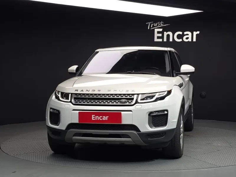 Land Rover Range Rover Evoque 2.0 Td4 Se, снимка 3 - Автомобили и джипове - 55749933