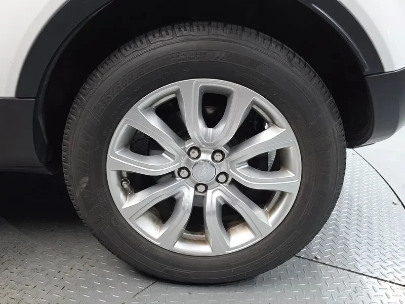 Land Rover Range Rover Evoque 2.0 Td4 Se, снимка 5 - Автомобили и джипове - 55749933