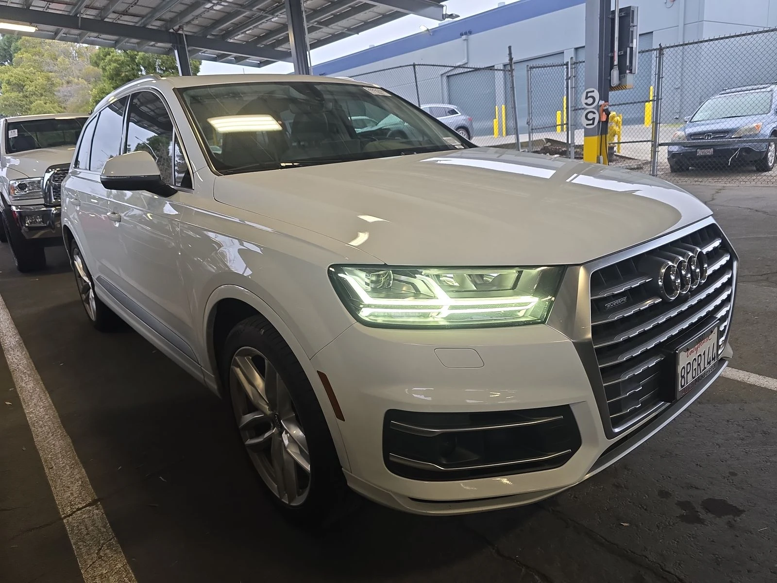 Audi Q7 DIGITAL/2 КЛЮЧА/ПАНО/ПОДГРЕВ/ОБДУХВАНЕ - изображение 3