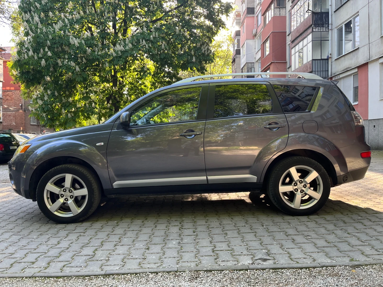 Mitsubishi Outlander 2.4 бензин/газ 2WD - изображение 8