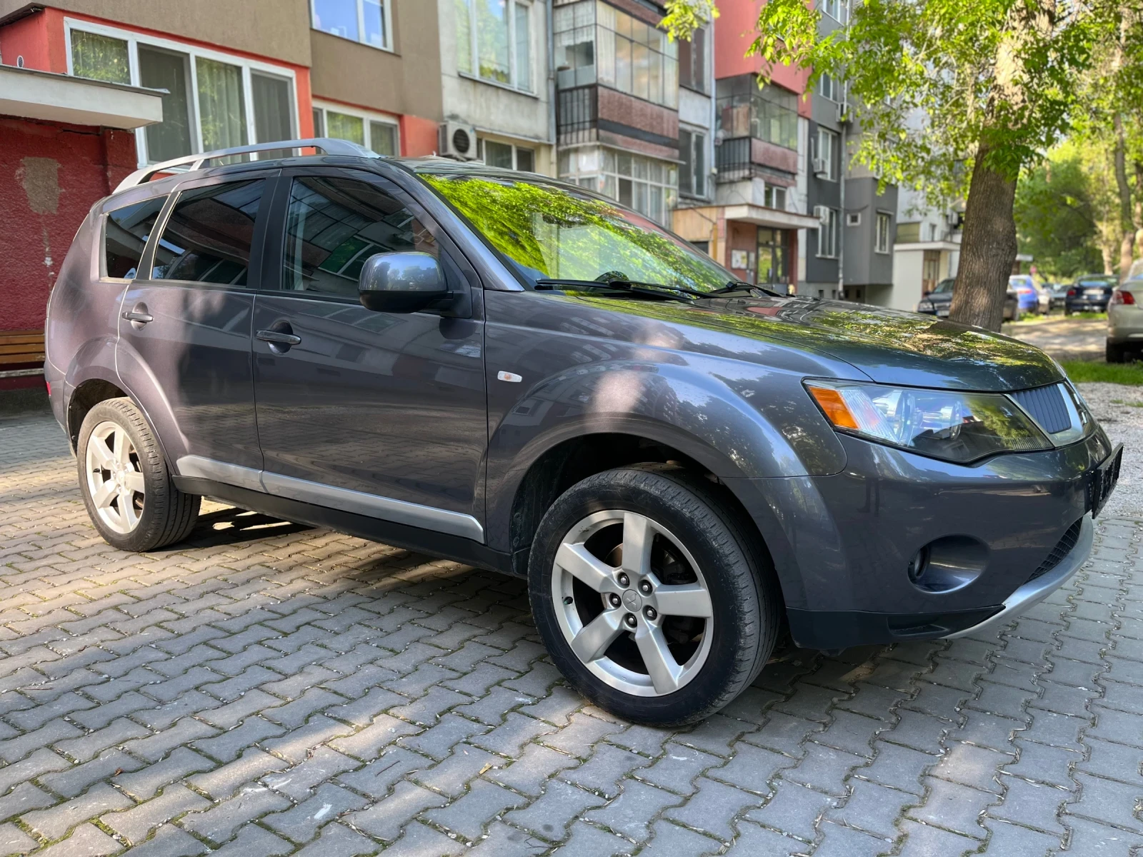 Mitsubishi Outlander 2.4 бензин/газ 2WD - изображение 2